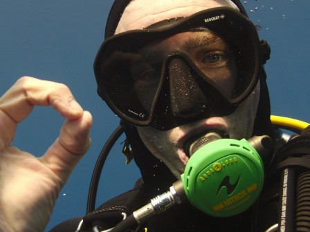 Eric au palier (déco oxy) après la plongée sur l'épave du Grec - 11 juin 2014